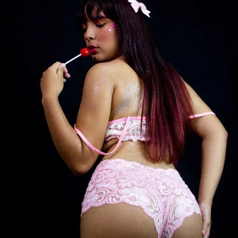 sofia_lapeira — FansOnlyX creator profile