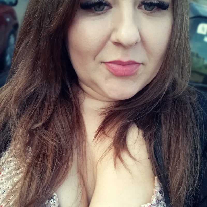 NikoletXSmile — FansOnlyX creator profile