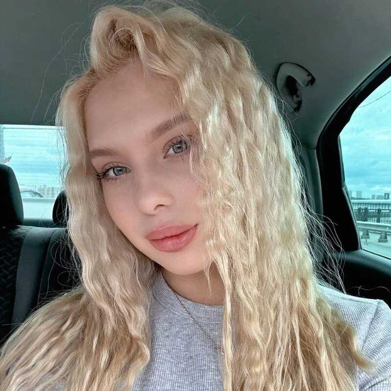 Alice_Taylori — FansOnlyX creator profile