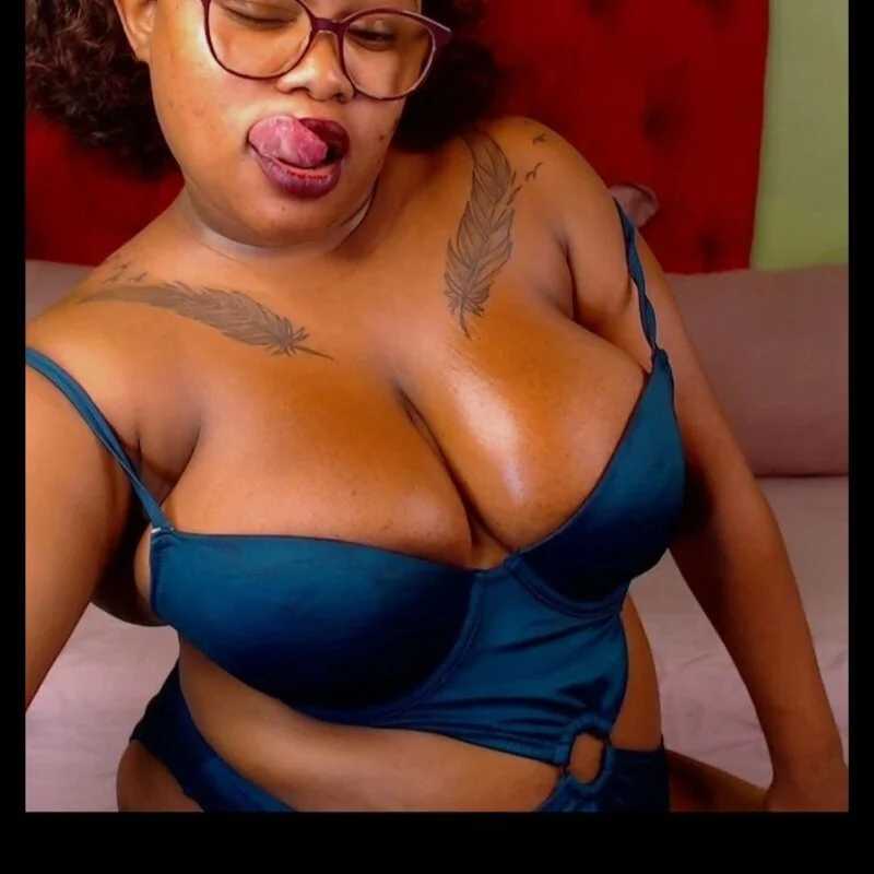 KarlyDee_XX — FansOnlyX creator profile