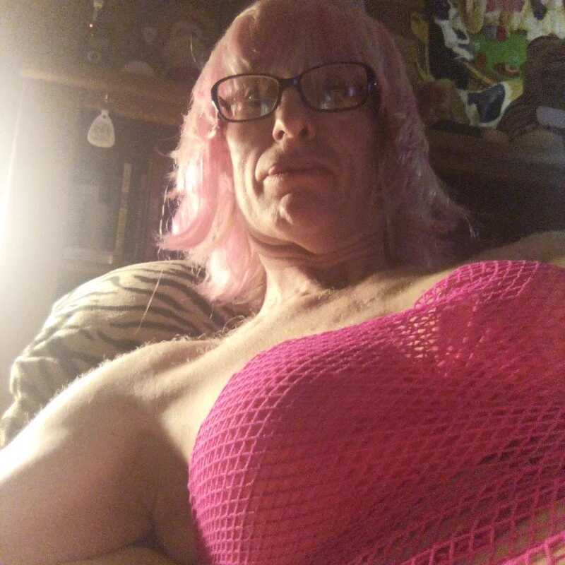 Bree0611 — FansOnlyX creator profile