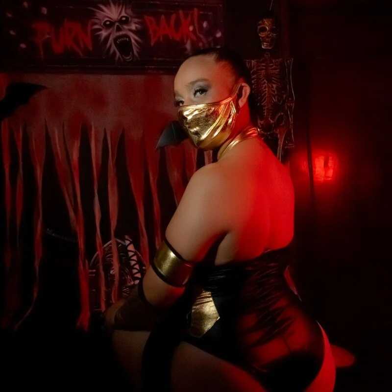 TanyaMartin — FansOnlyX creator profile