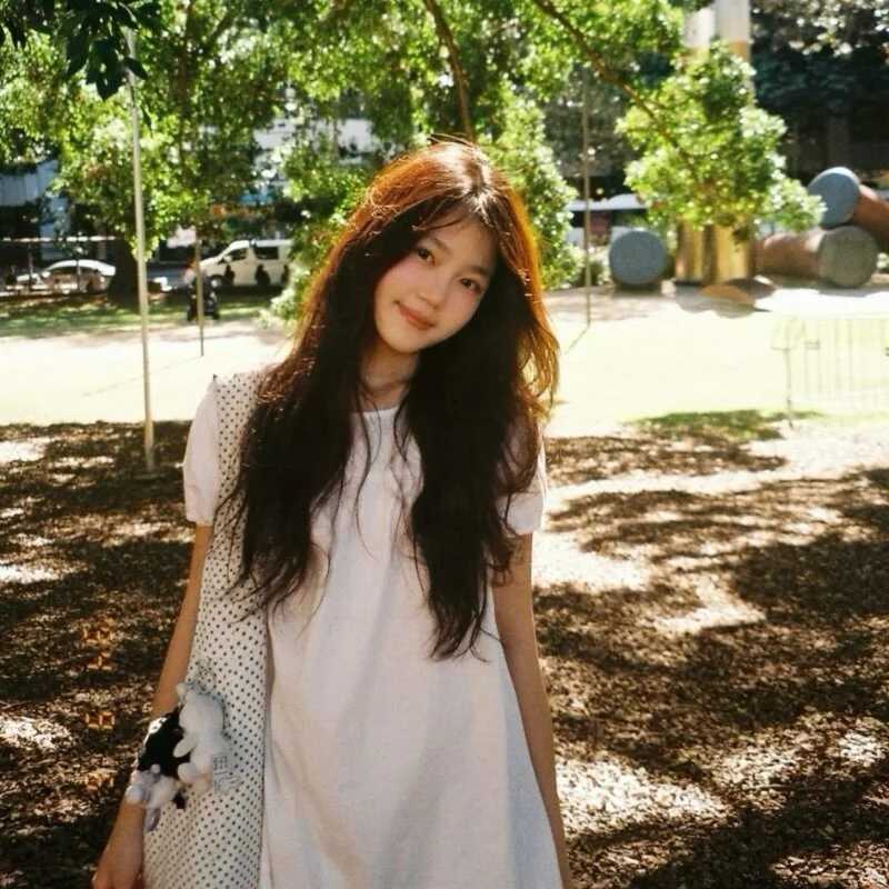 Yenlisu3Zie — FansOnlyX creator profile