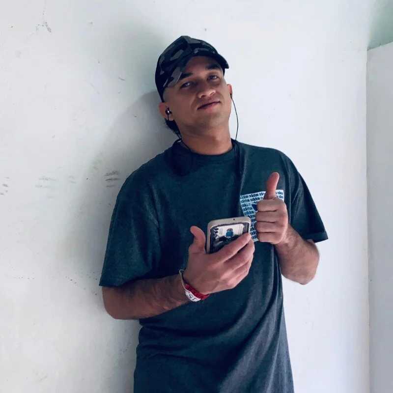 Bajisb717 — FansOnlyX creator profile