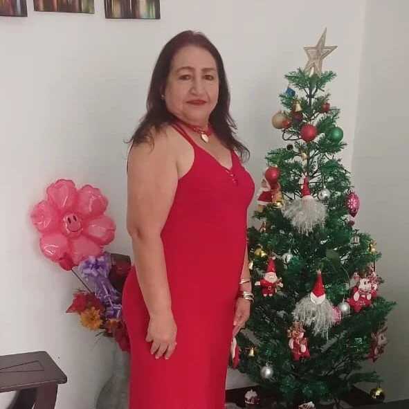 DaisyPassio — FansOnlyX creator profile