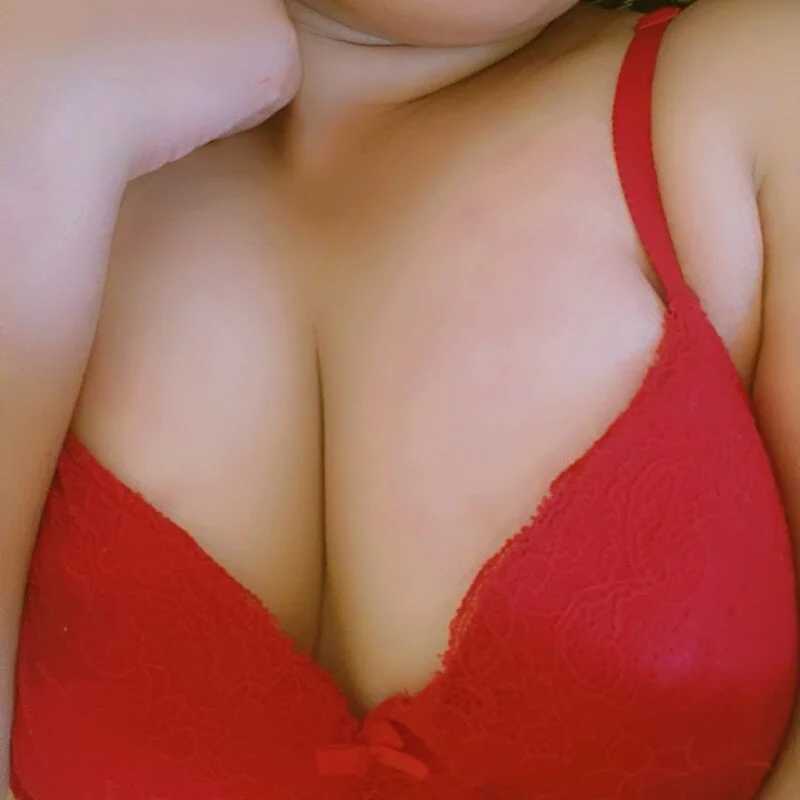Curvy_GX — FansOnlyX creator profile