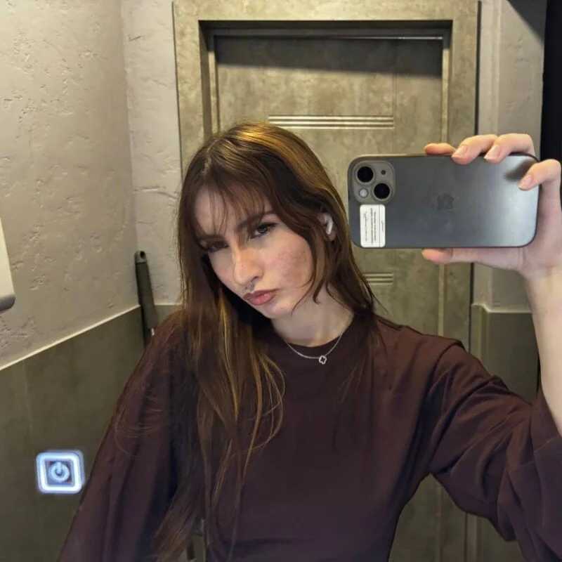 Lili_Lave — FansOnlyX creator profile