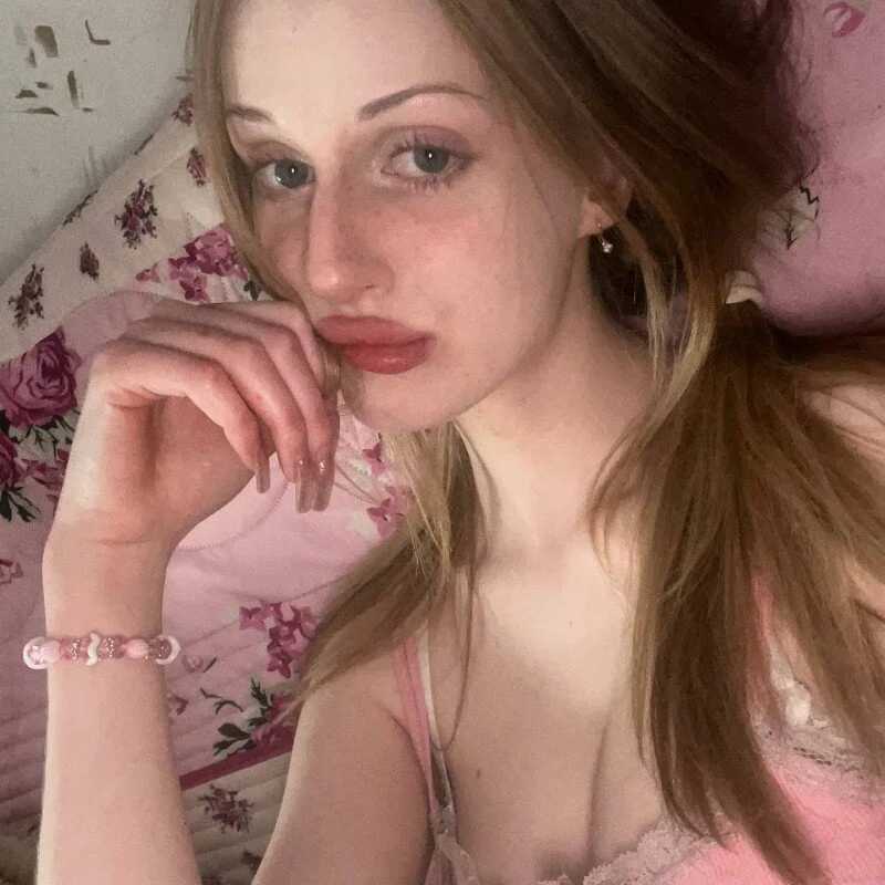 AngelHurt — FansOnlyX creator profile