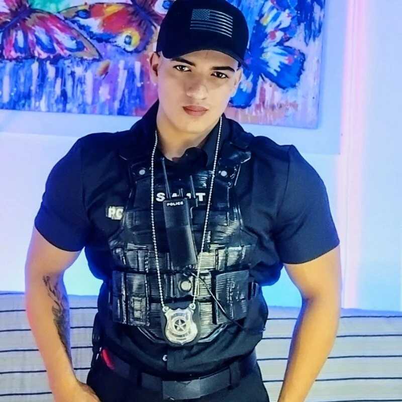 jhon_nicolas — FansOnlyX creator profile