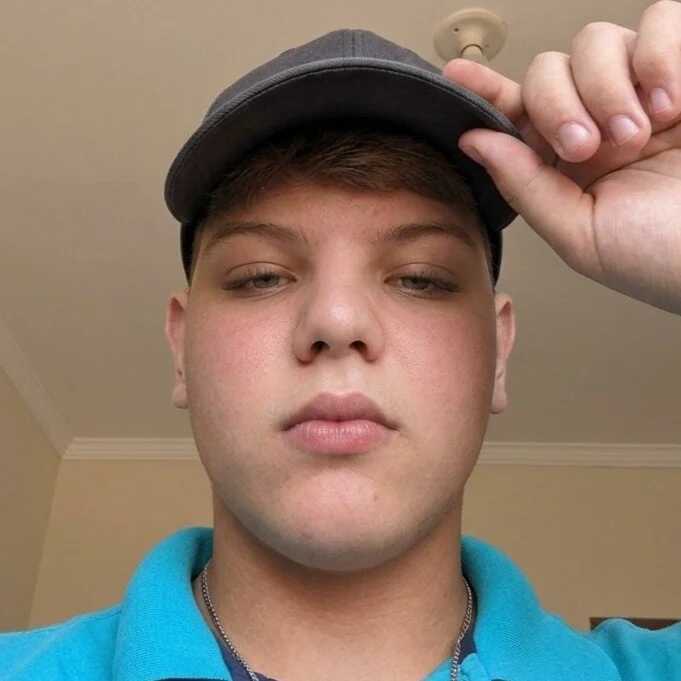 BraynPrado — FansOnlyX creator profile