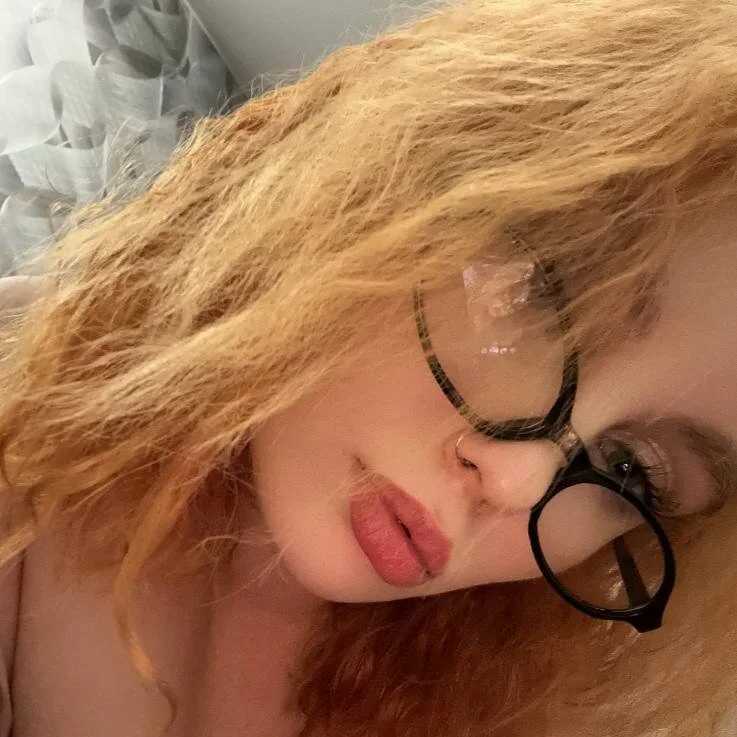 Foxy_Luxe — FansOnlyX creator profile