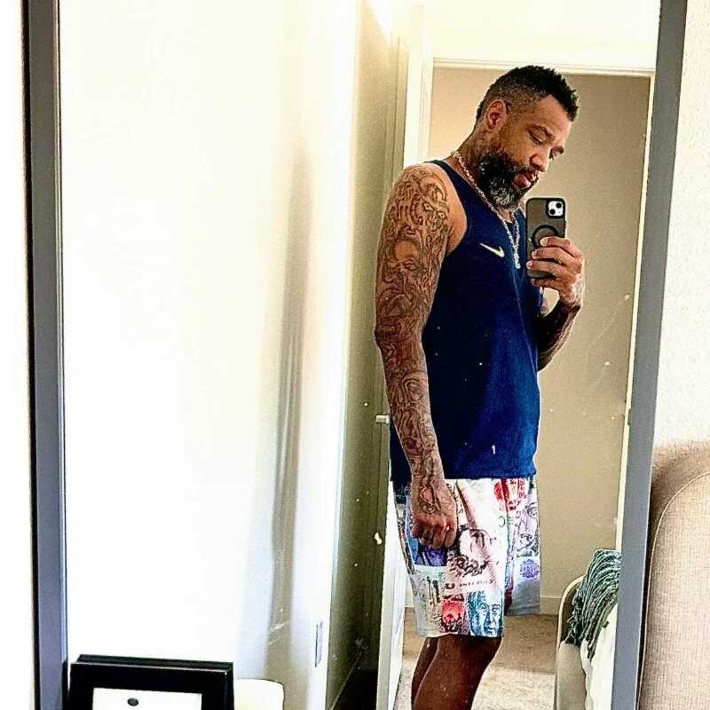 PrEtTyBoYbUlL — FansOnlyX creator profile