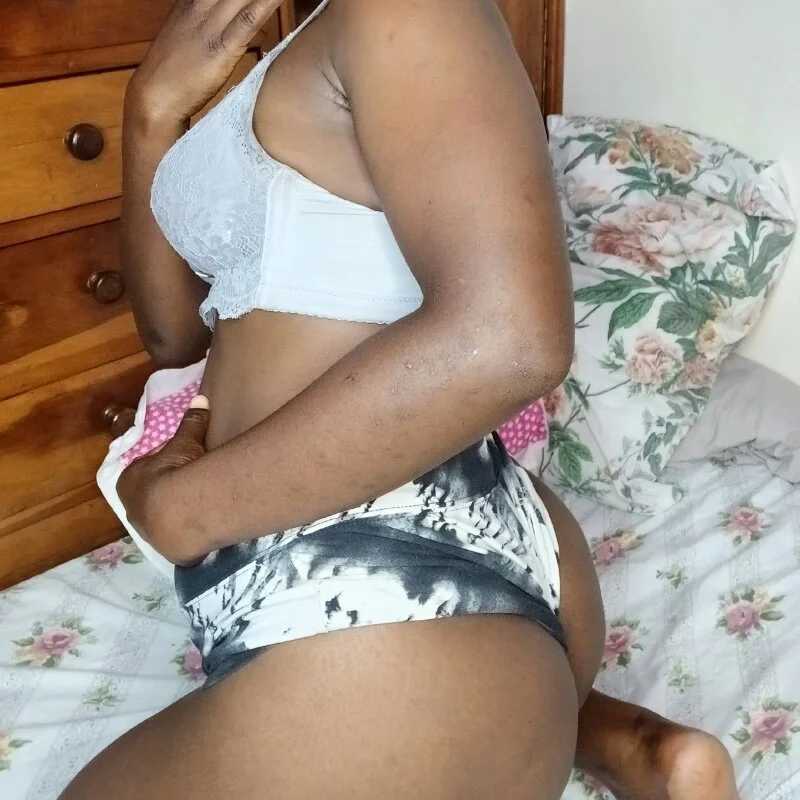 ebonynatural — FansOnlyX creator profile