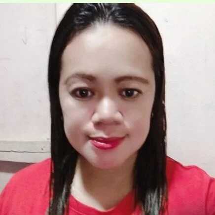 rowena_123 — FansOnlyX creator profile