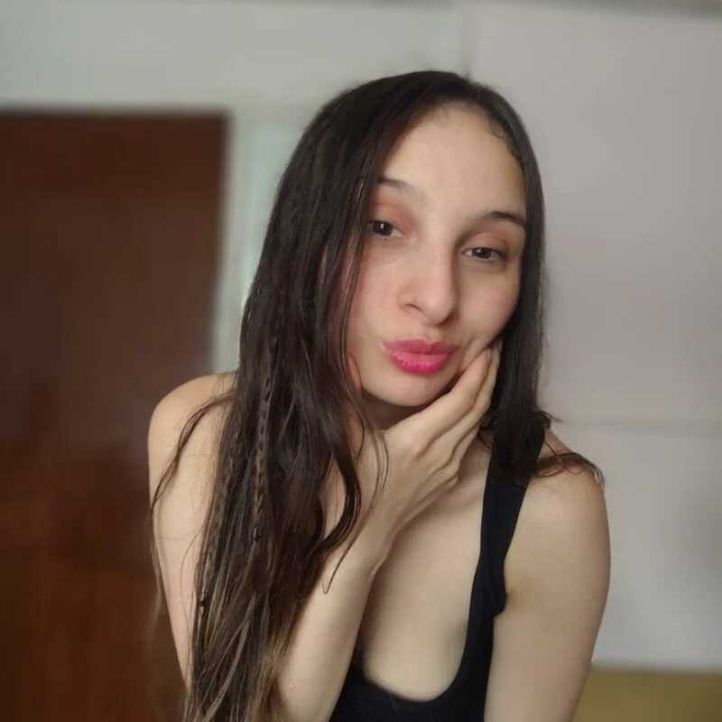 Emilia_Jonnes — FansOnlyX creator profile