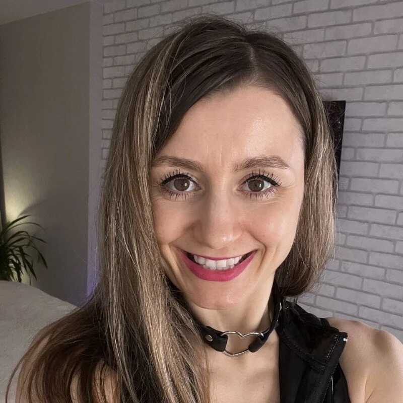 __Milana____ — FansOnlyX creator profile