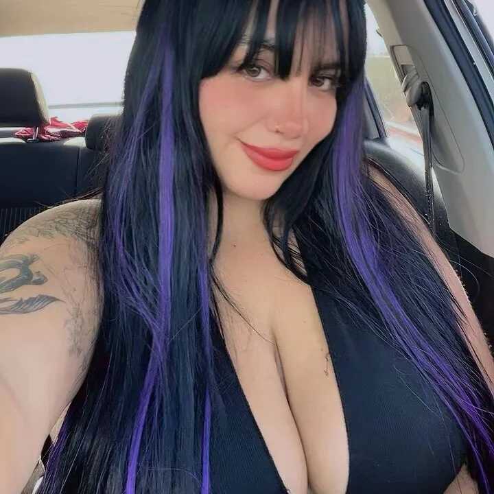 Vicky_Sixx — FansOnlyX creator profile