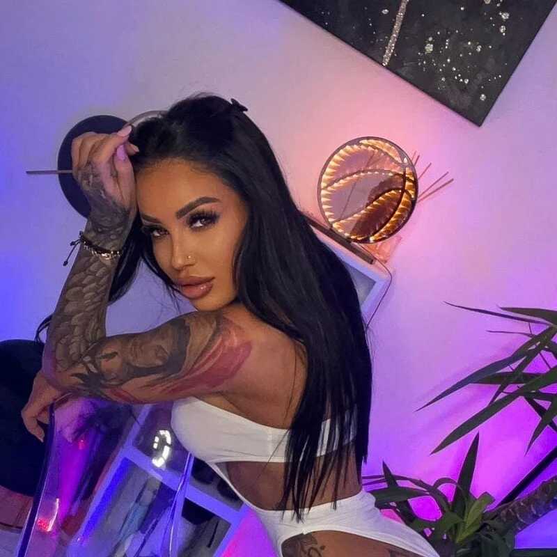 AnyssyaHot — FansOnlyX creator profile