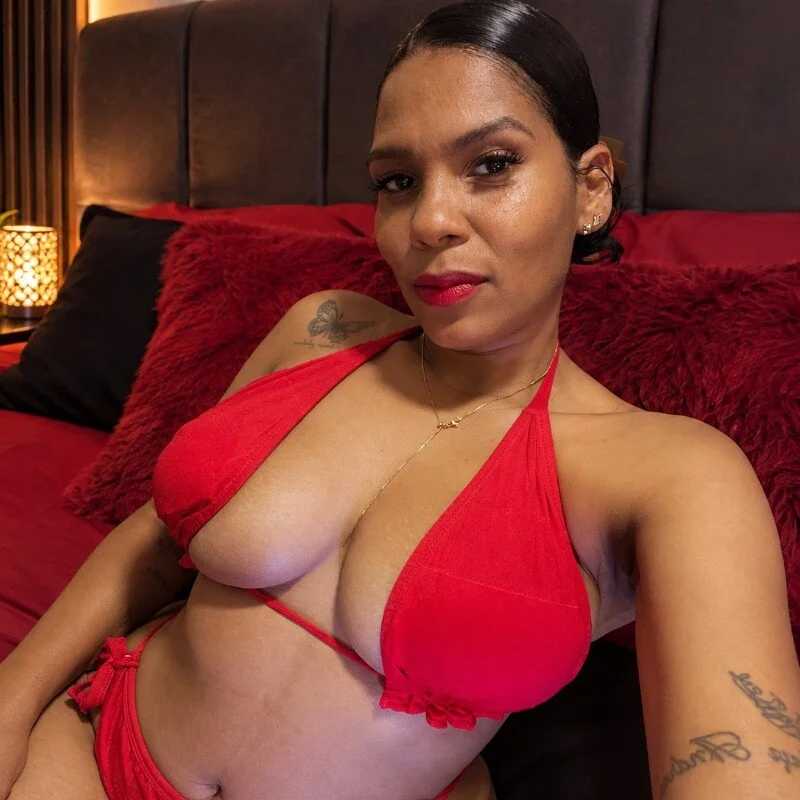 sandra_violet1 — FansOnlyX creator profile