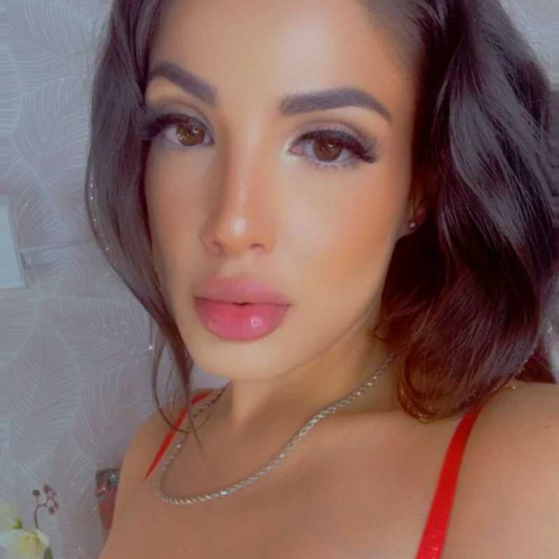 Makenziiie — FansOnlyX creator profile