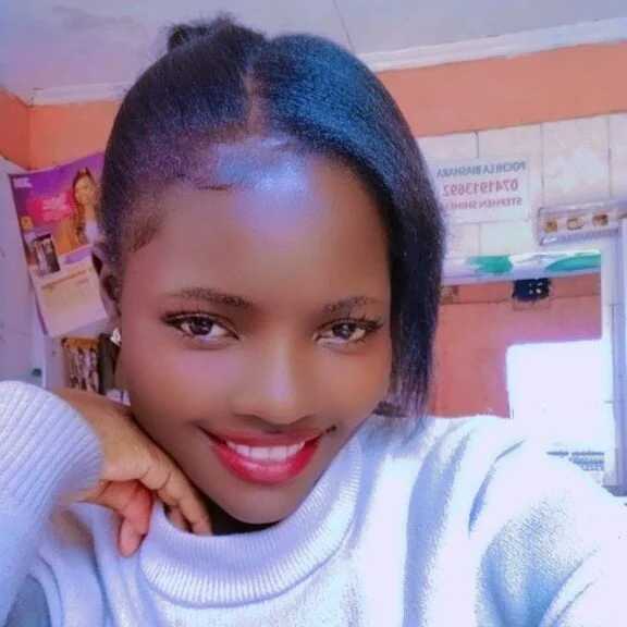 Lavina25 — FansOnlyX creator profile