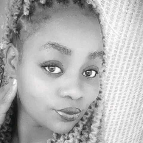 Tasheeswee — FansOnlyX creator profile