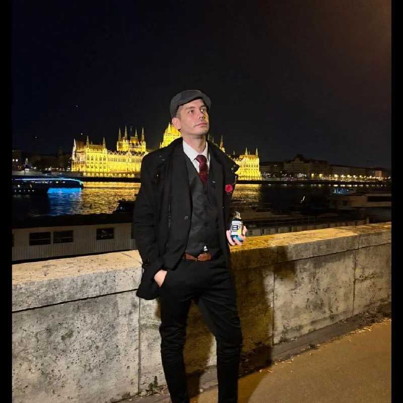 viraglaci18@xh — FansOnlyX creator profile