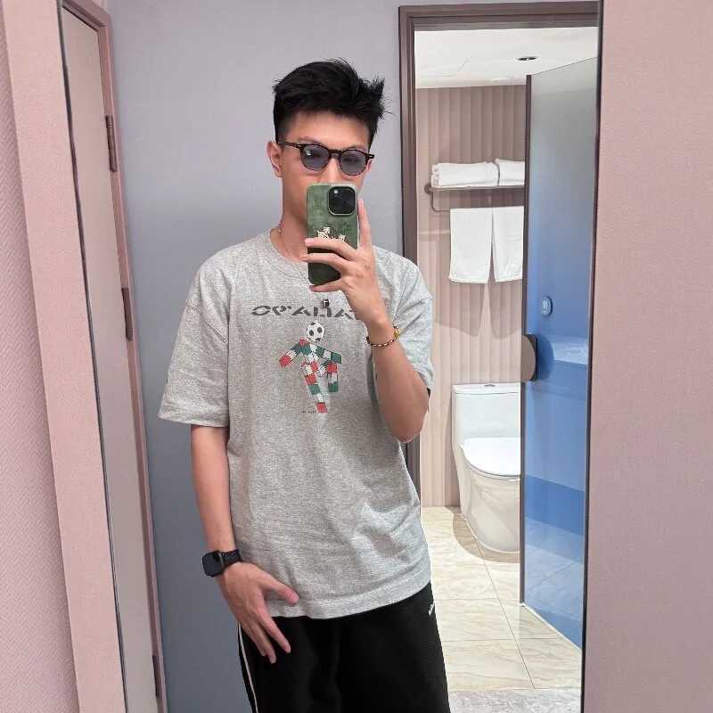 AdamPeng688 — FansOnlyX creator profile