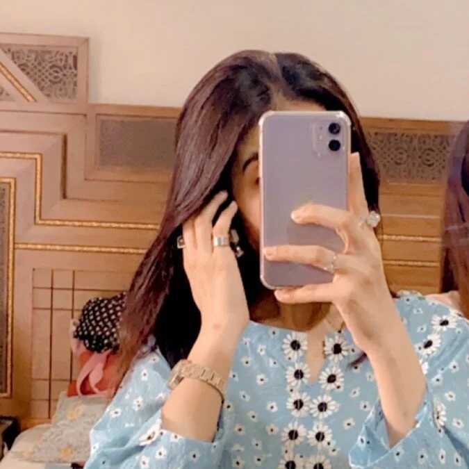Ruhi_Kh — FansOnlyX creator profile