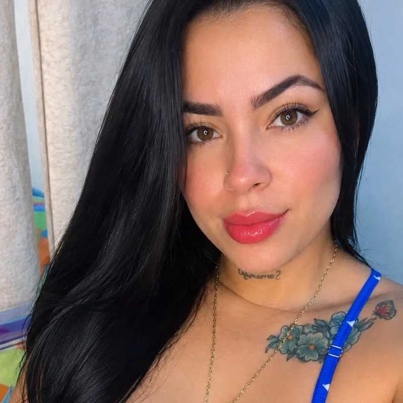 MiaRioss_ — FansOnlyX creator profile