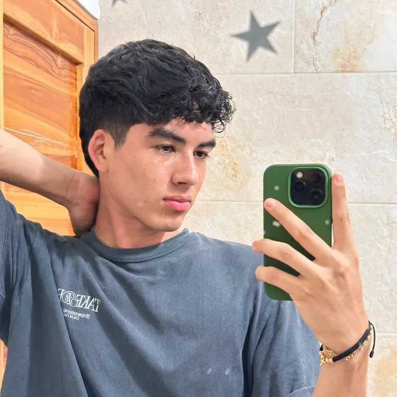 Alessandrocruz — FansOnlyX creator profile