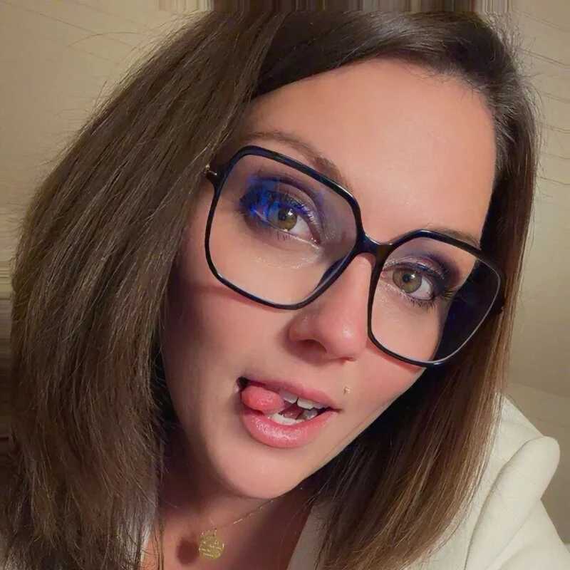 vagina02cam — FansOnlyX creator profile