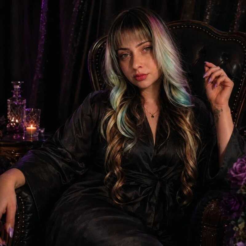 BigBootyBaily — FansOnlyX creator profile