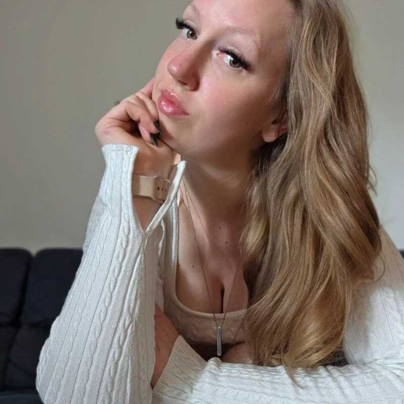 SweetGermanAlina — FansOnlyX creator profile