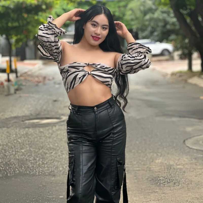 MiaBallard — FansOnlyX creator profile