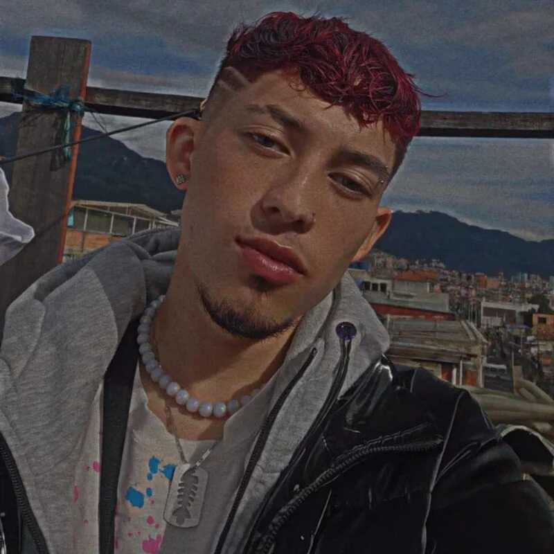 Axel_Bell — FansOnlyX creator profile
