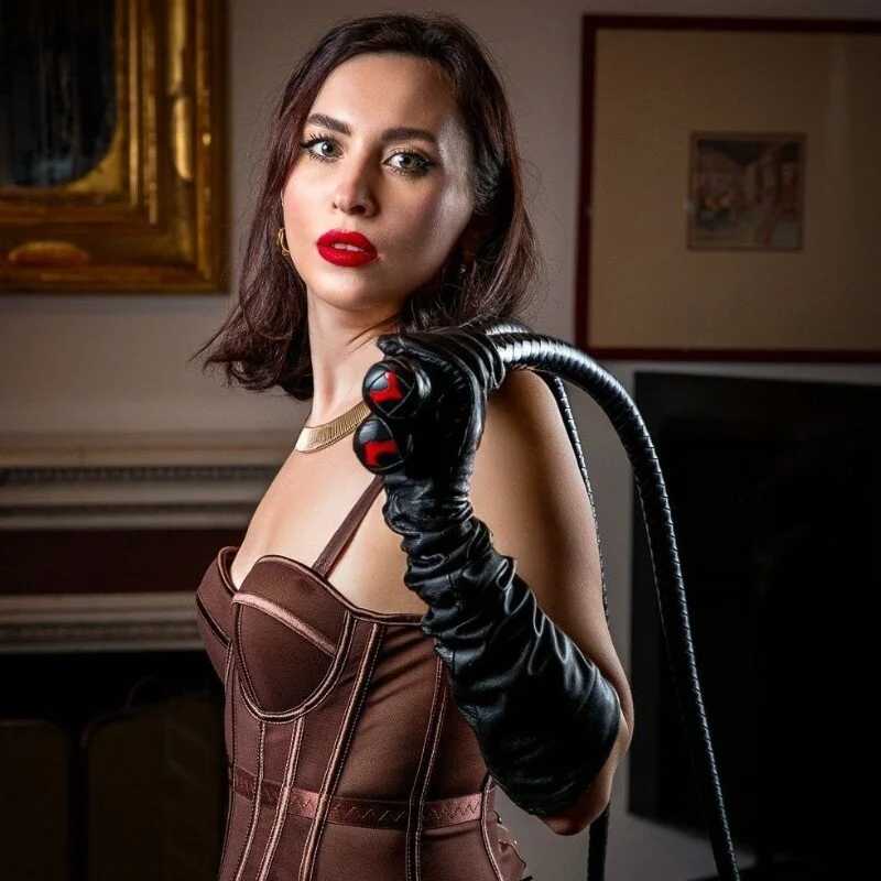 LadyLeather — FansOnlyX creator profile