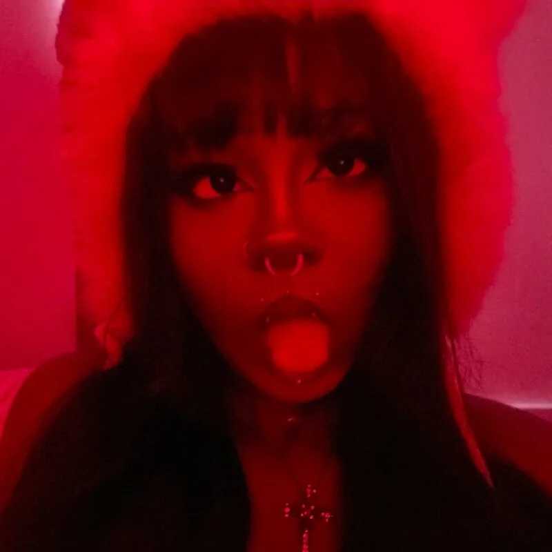 mimi_bunniix — FansOnlyX creator profile