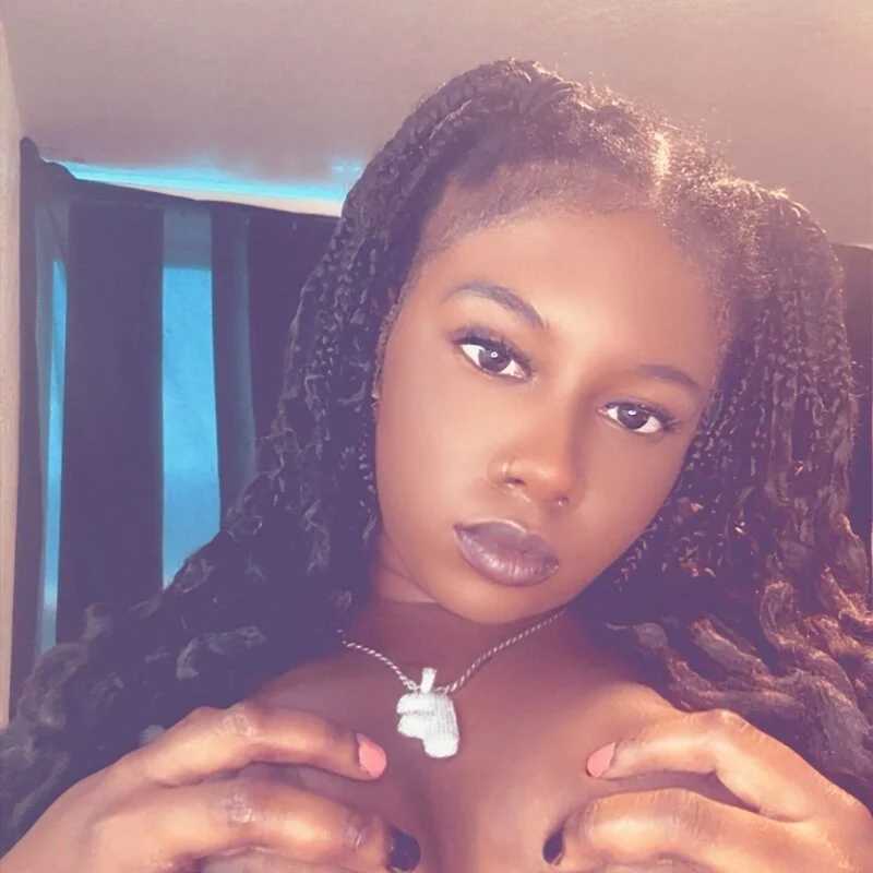 ShortcakeMochaa — FansOnlyX creator profile
