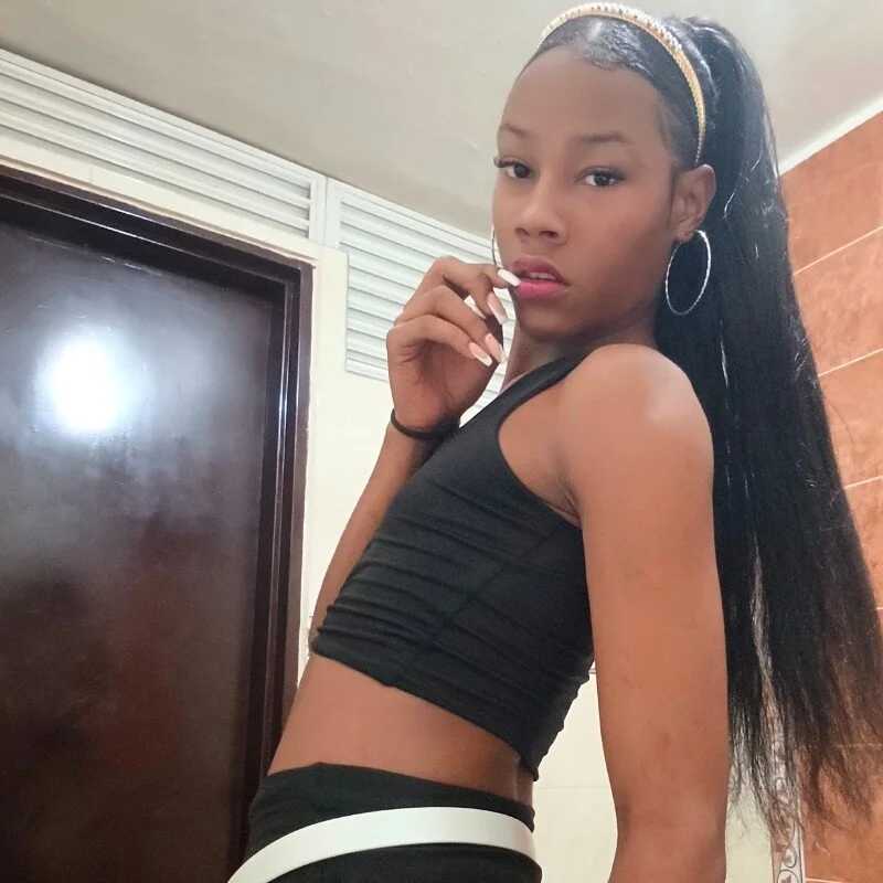 Yvonne_yeleaneee — FansOnlyX creator profile