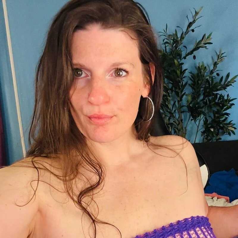 Kelly_Carolina — FansOnlyX creator profile