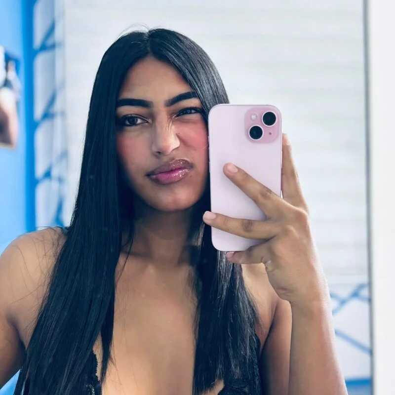 luisamorety — FansOnlyX creator profile