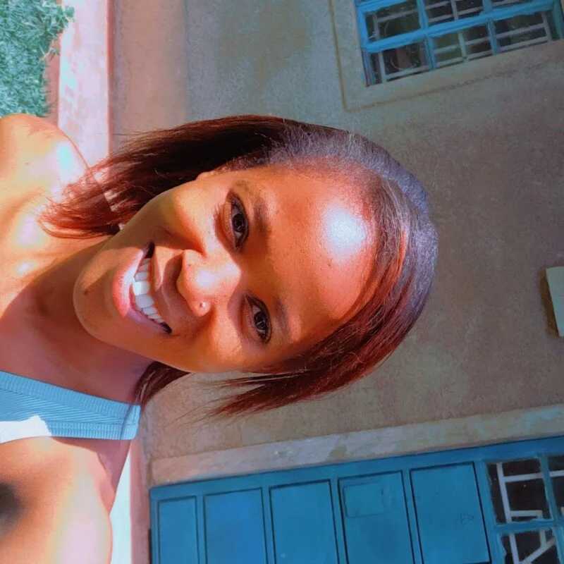 Prettylilly6 — FansOnlyX creator profile