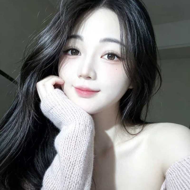 Eiayw_cc — FansOnlyX creator profile