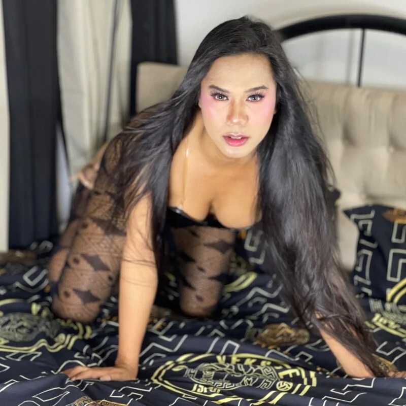 yourgoddesslatina — FansOnlyX creator profile
