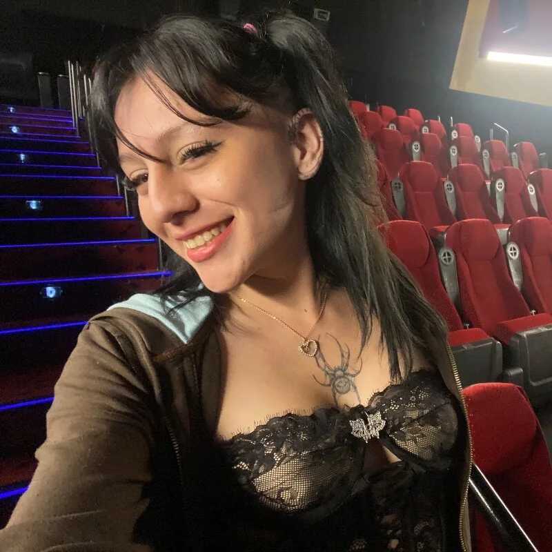Velvet_wolfie — FansOnlyX creator profile
