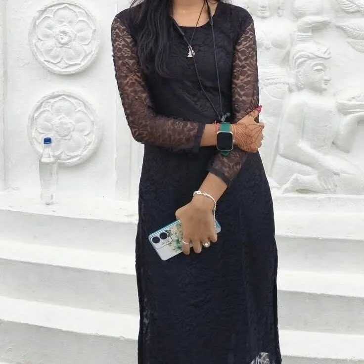 aapki_priya — FansOnlyX creator profile