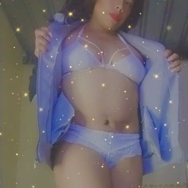 scarlett_bigboobs1 — FansOnlyX creator profile