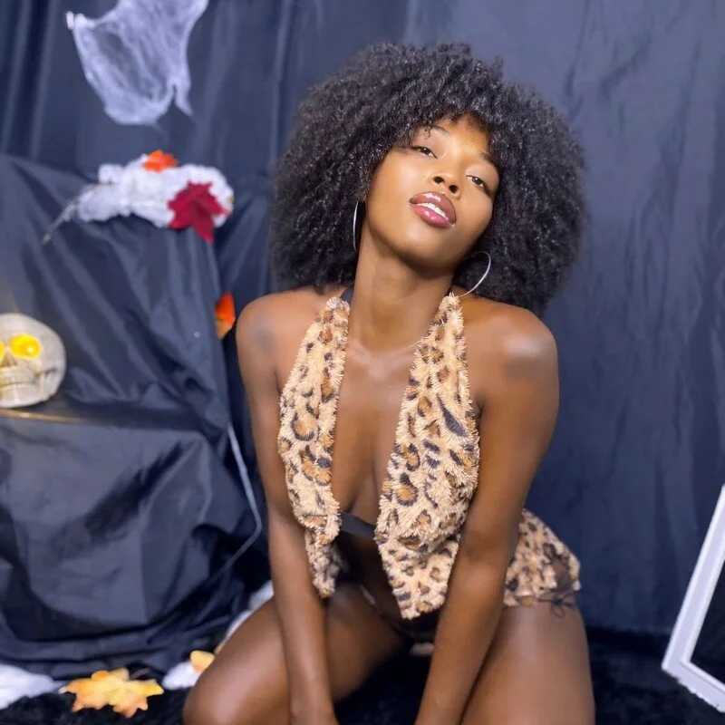 MELODY_FIRE_ — FansOnlyX creator profile