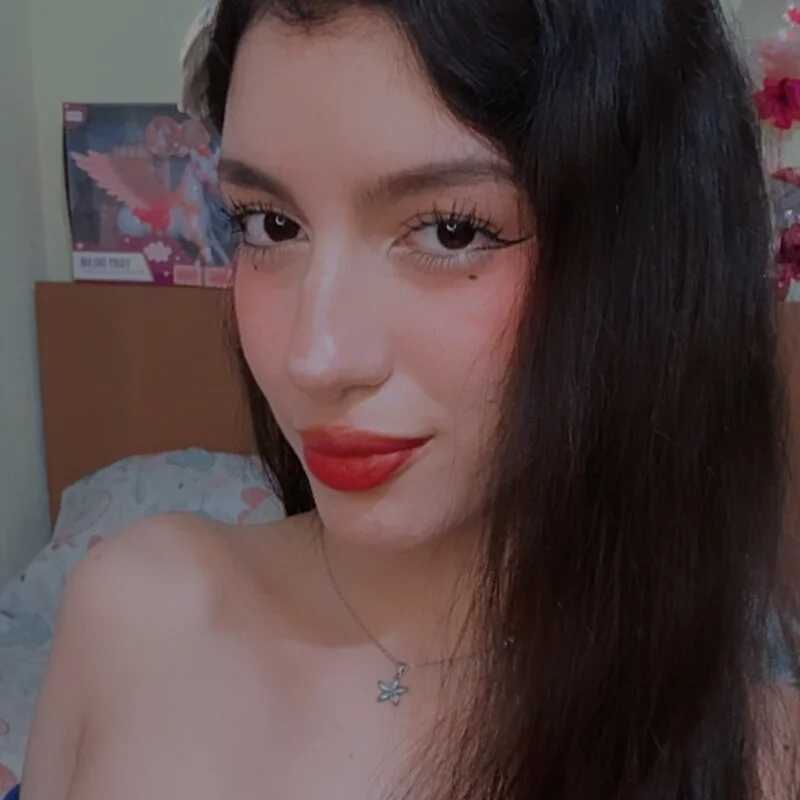 Emily-hottson — FansOnlyX creator profile